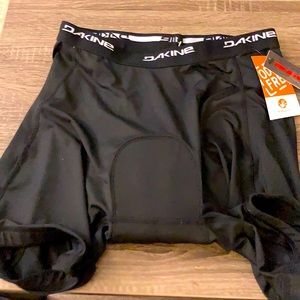 NWT! Black Dakine Biking Shorts